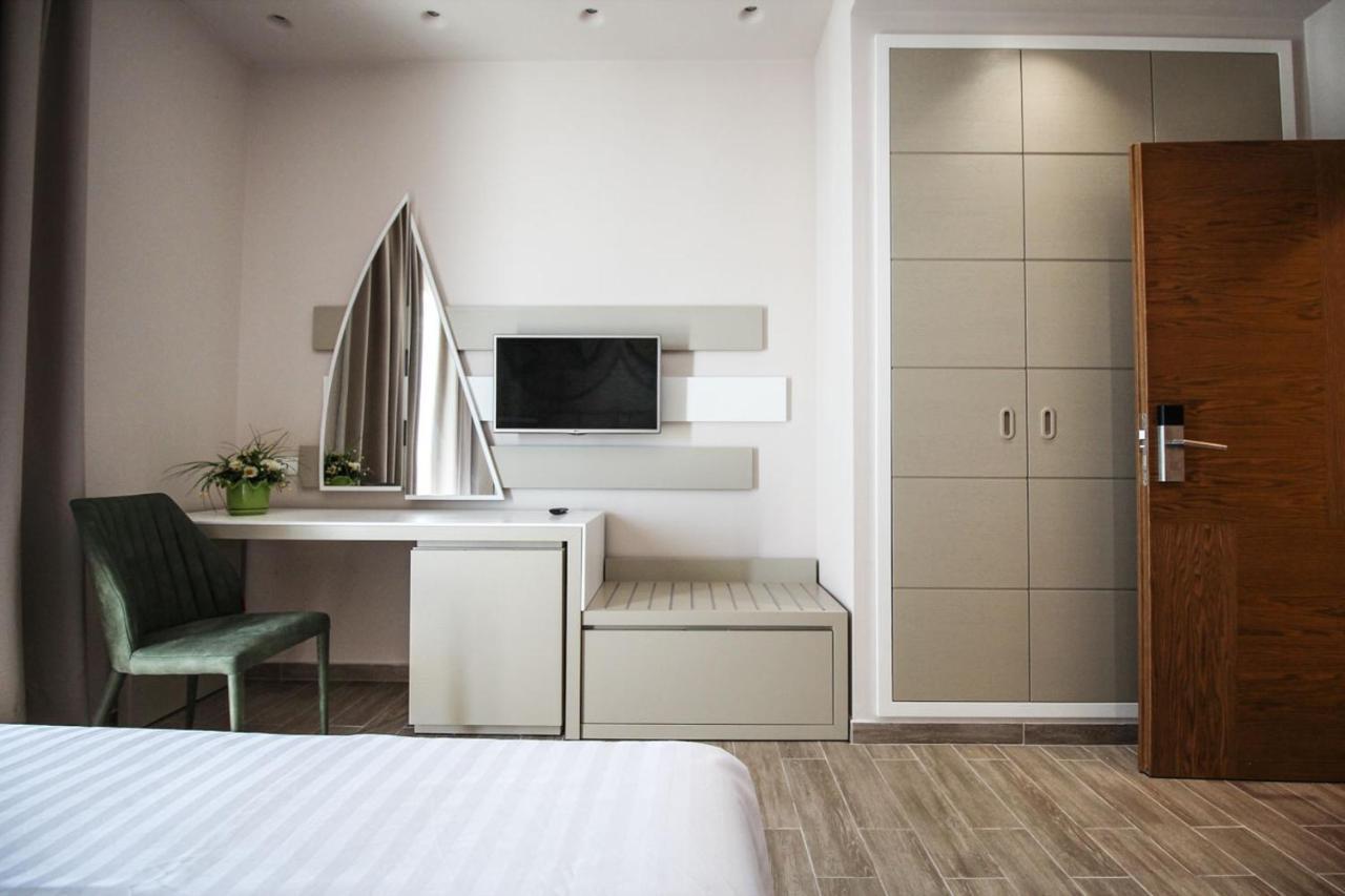 Hotel Kristera Влёра Экстерьер фото
