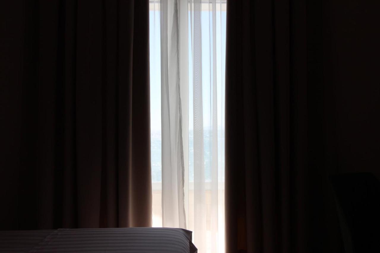 Hotel Kristera Влёра Экстерьер фото