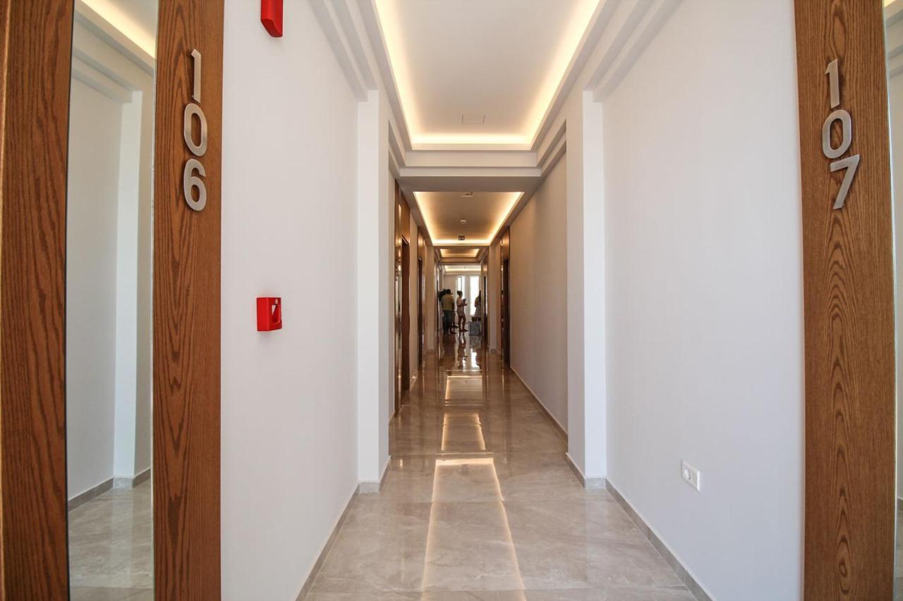 Hotel Kristera Влёра Экстерьер фото