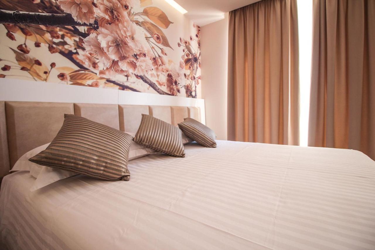 Hotel Kristera Влёра Экстерьер фото
