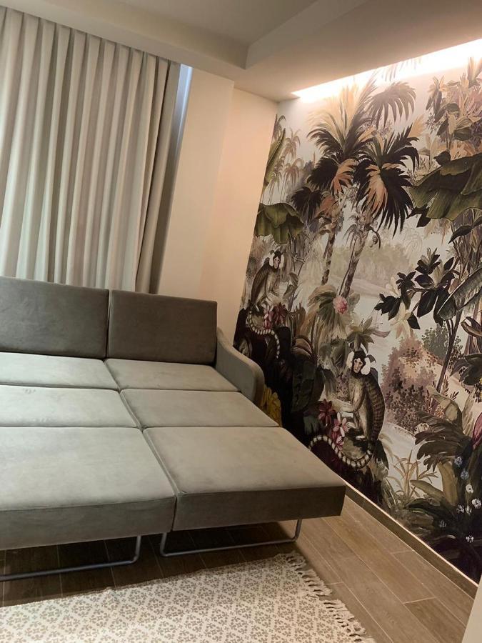 Hotel Kristera Влёра Экстерьер фото