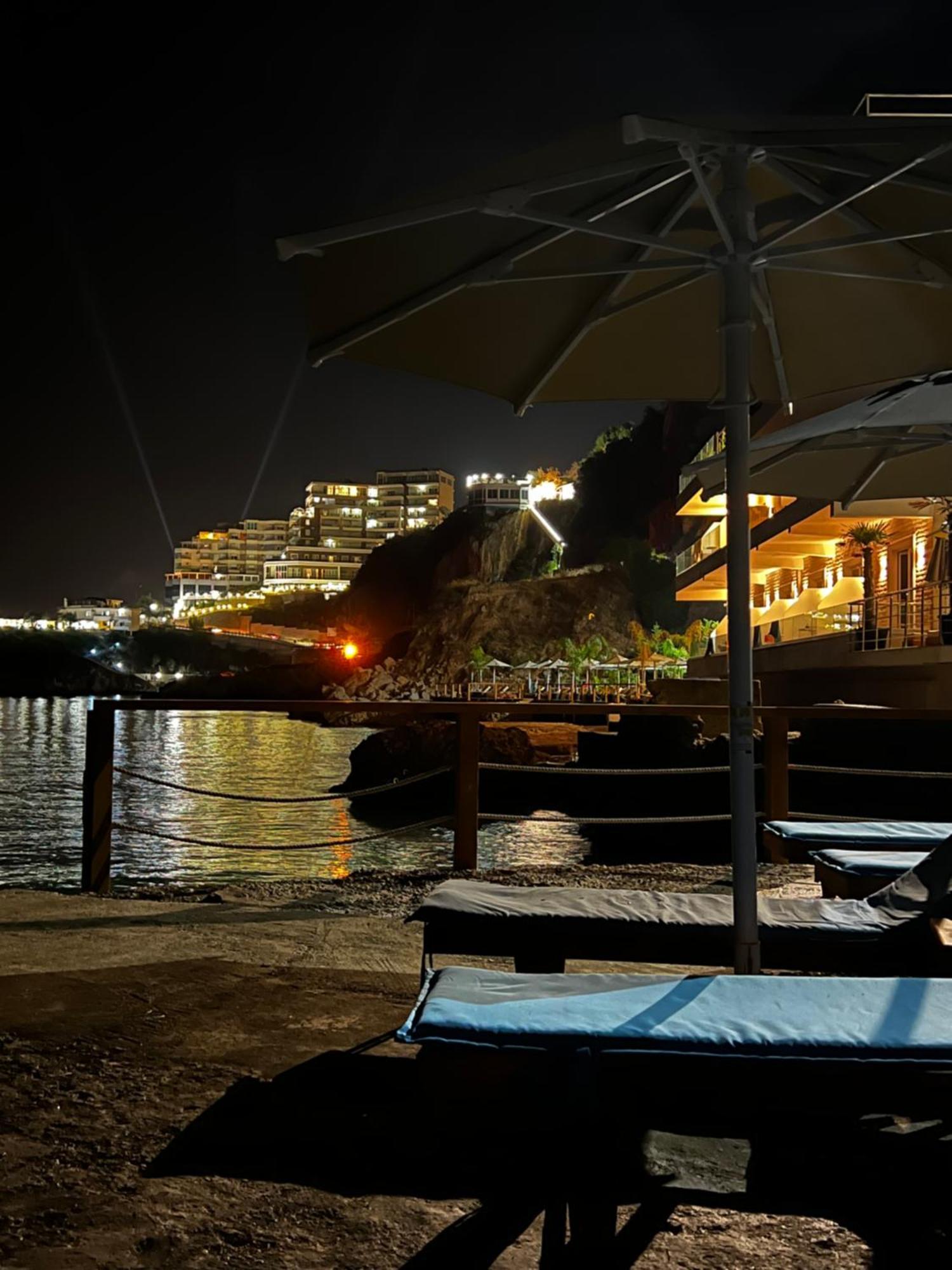 Hotel Kristera Влёра Экстерьер фото